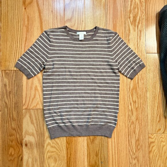 H&M | Grey & White Striped Short Sleeve Sweater | XS - Picture 5 of 8